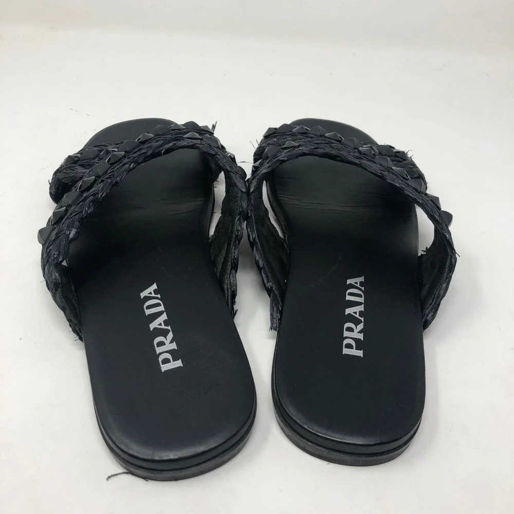 Prada step up